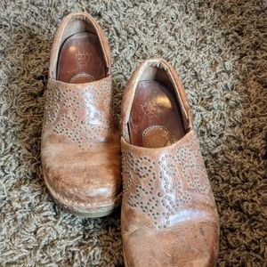 Ariat clogs